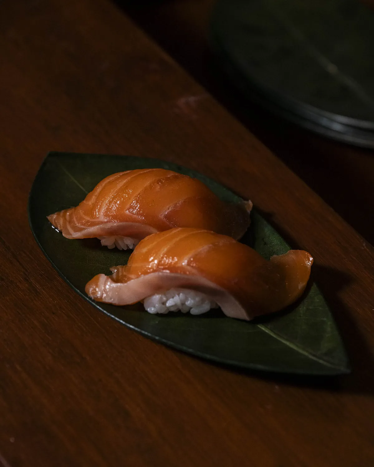 Salmon nigiri pair